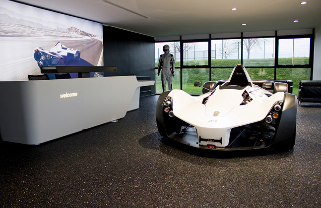 Supporting Brand Identity in Luxury Car Showrooms2